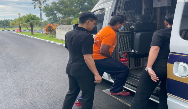 2207 KDH SPRM TAHAN PENGURUS 2