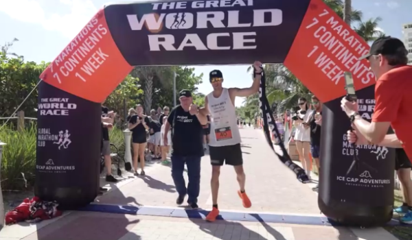 2511 SKN LNR MARATHON WORLD CHALLENGE 2