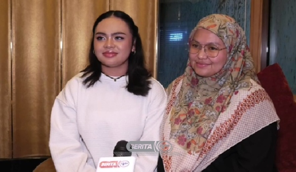 1711 HI SITI BIDUANITA 2